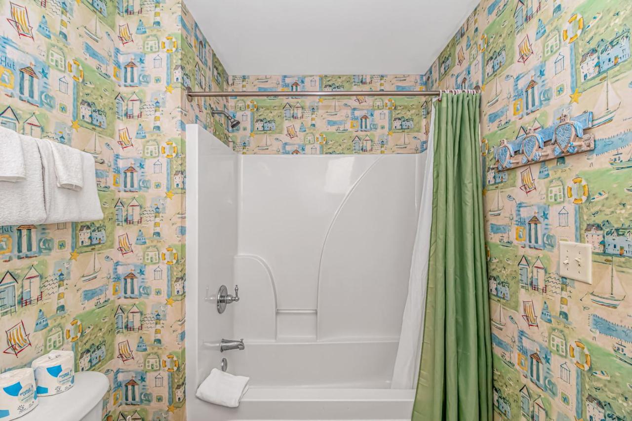 Ocean Breeze Luxury Villas 3D, Nicely Updated! Across From The Ocean! Sleeps 18 ! Myrtle Beach Habitación foto